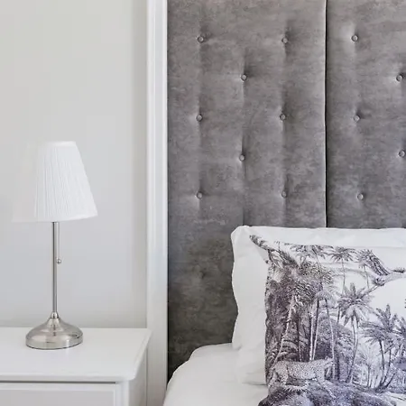 Center V 아파트 리스본